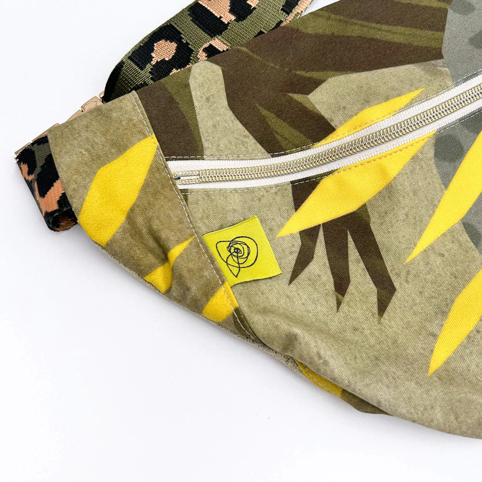 Beltbag - Hidden Dragon 1 - Image 4