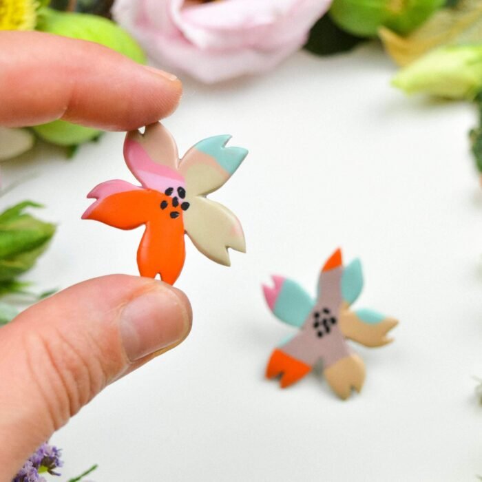 Floral earrings - Image 2