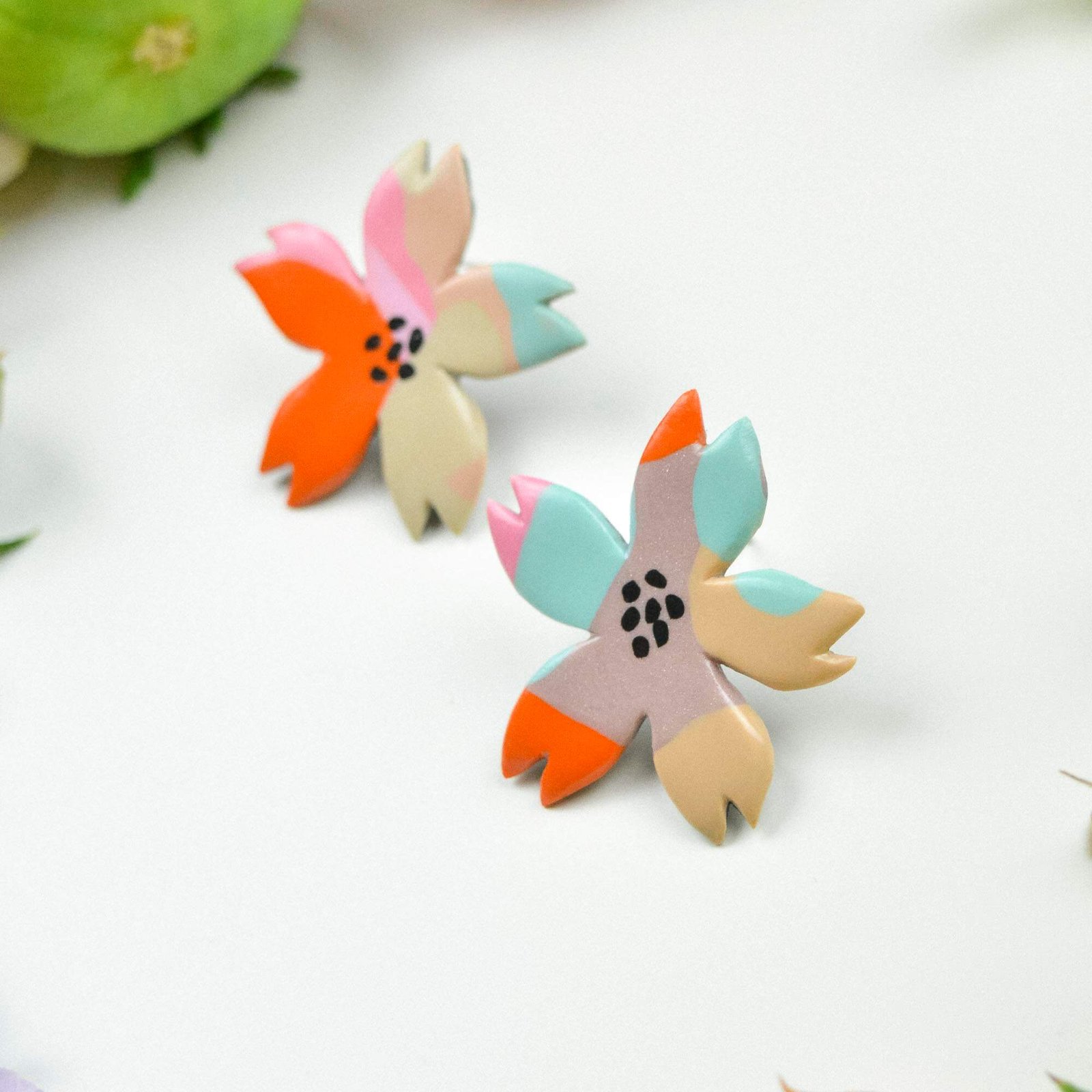 Floral earrings - Image 3