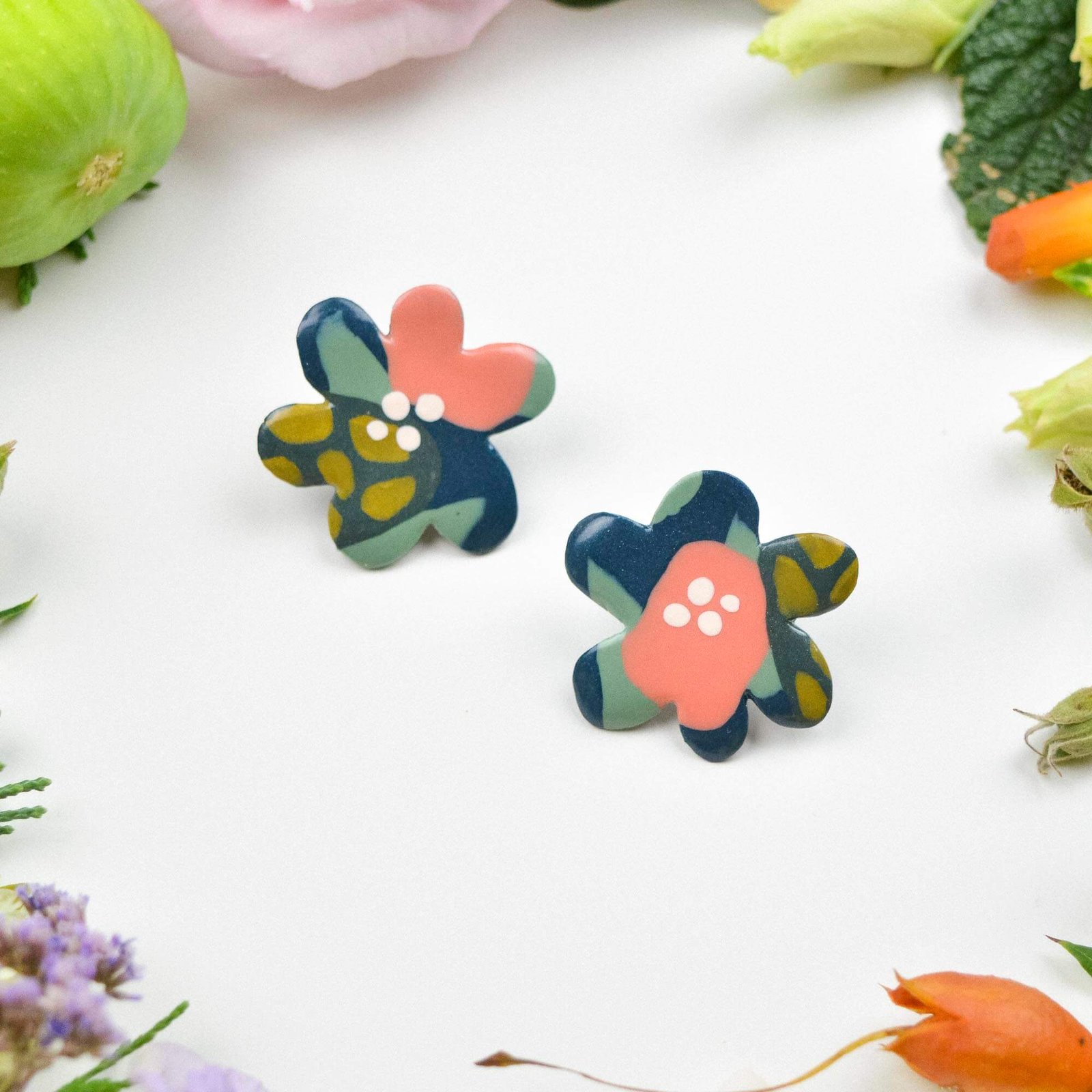 Floral earrings - Image 3