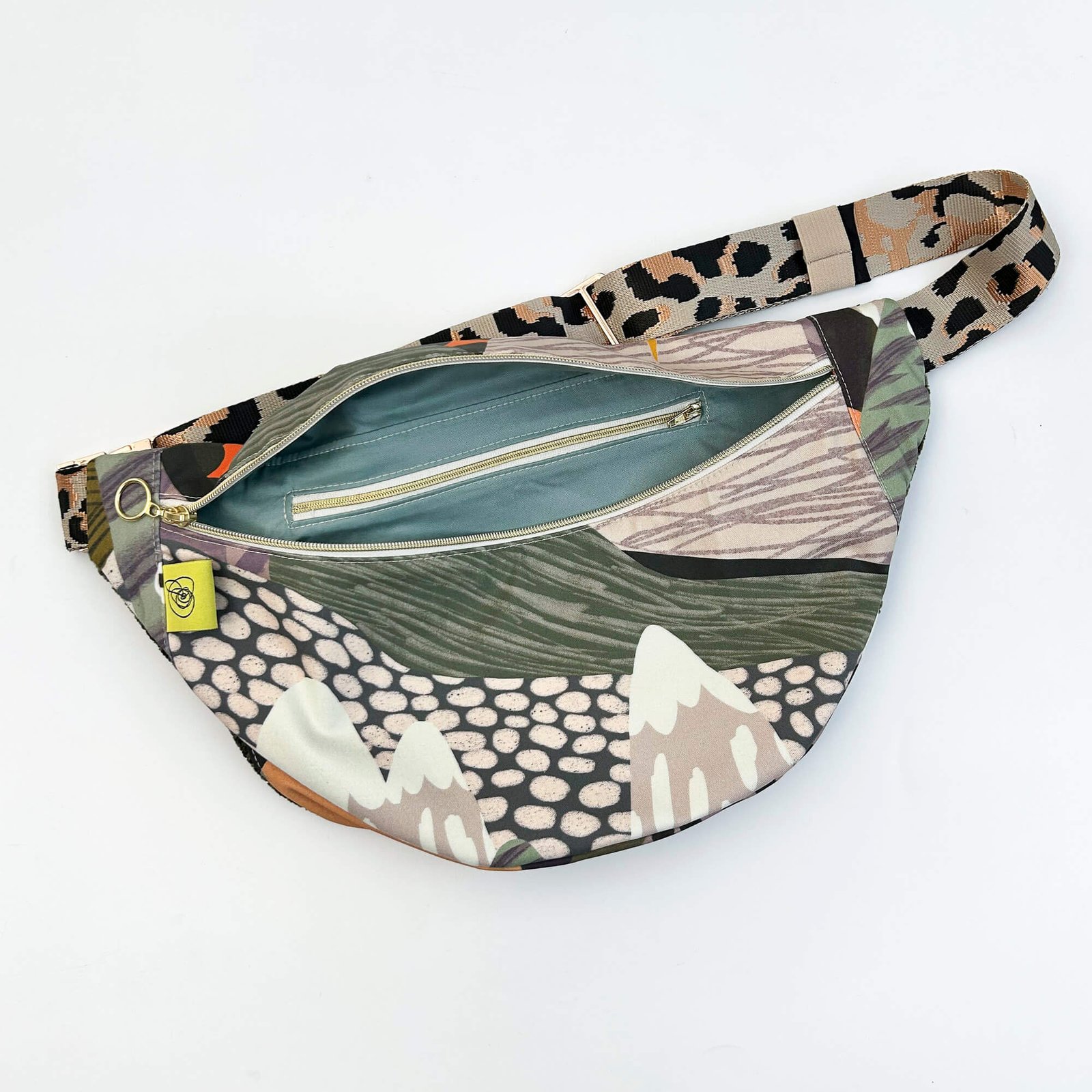 Hills have eyes beltbag 203 front