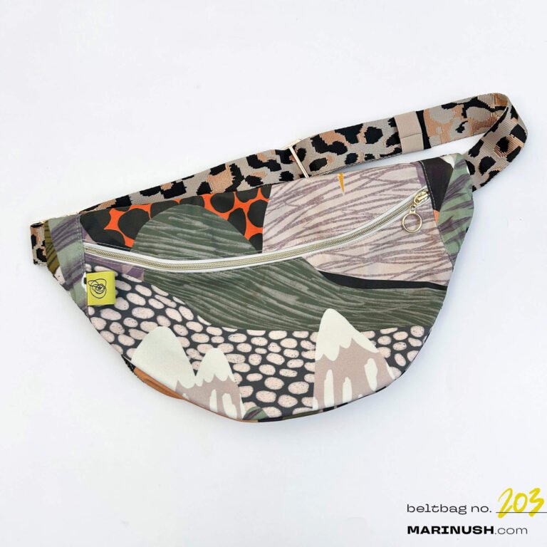 Hills have eyes beltbag 203