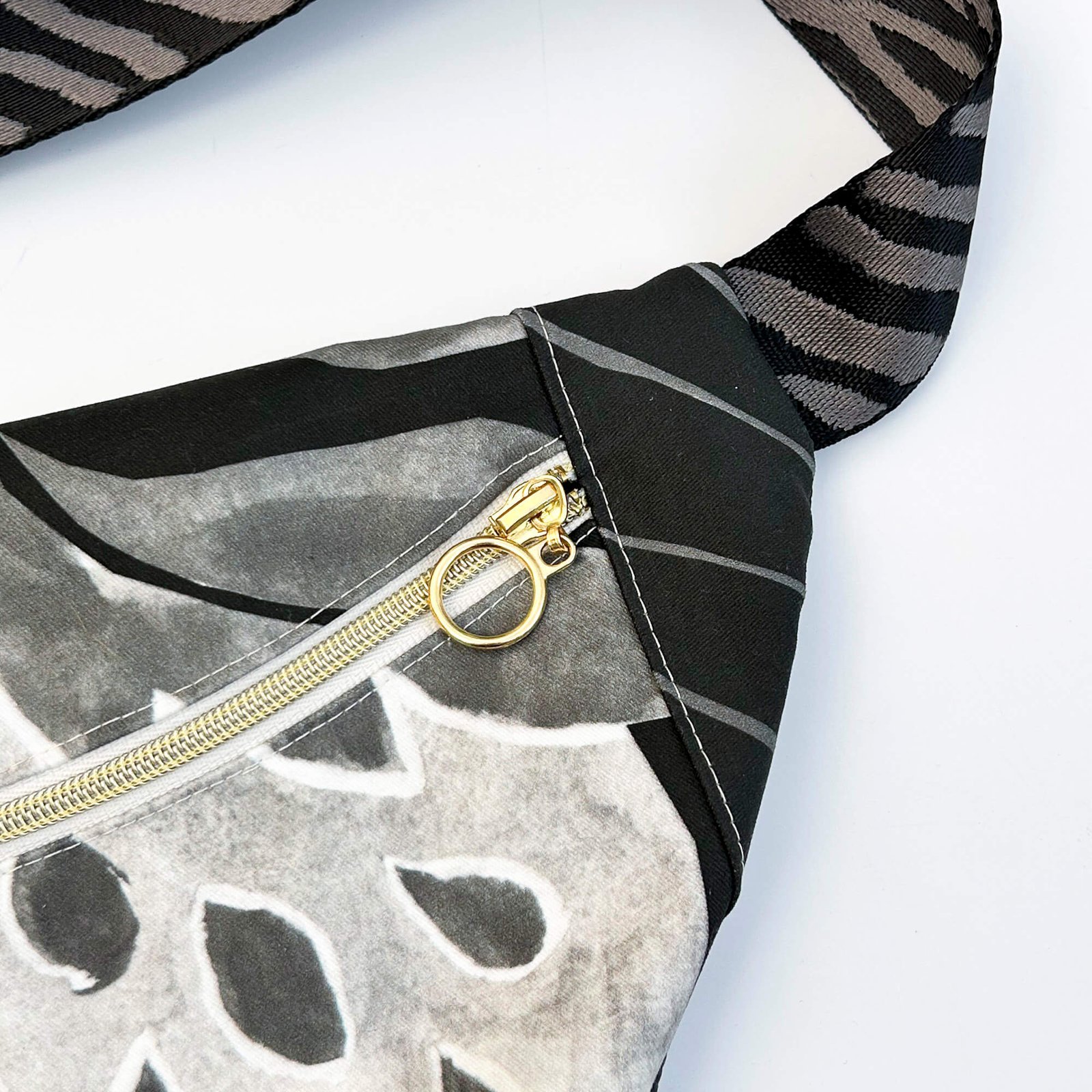 Beltbag blackfolk 206 detail