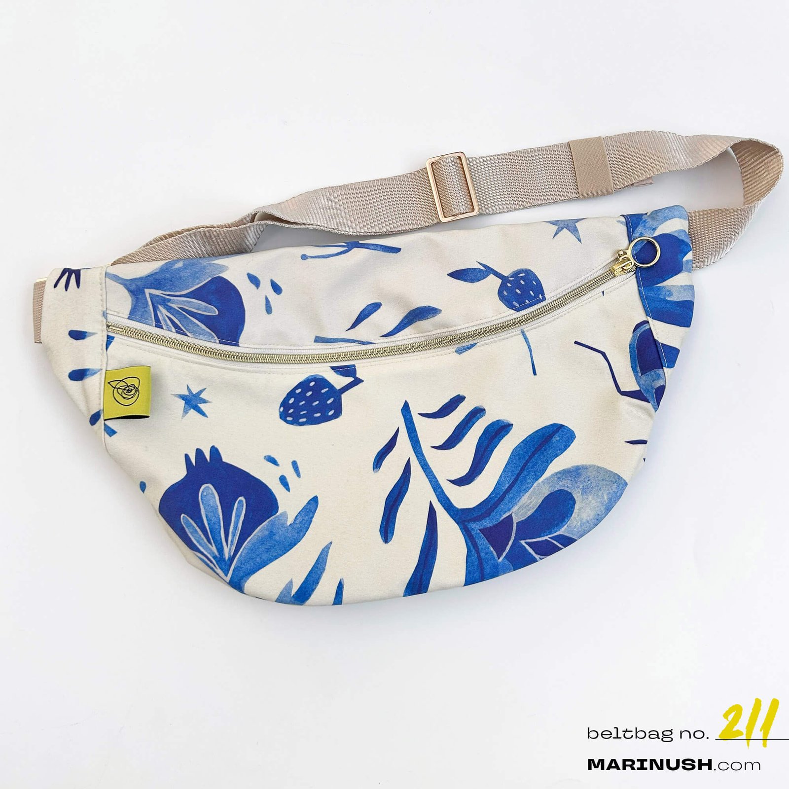 Beltbag porcelain 211
