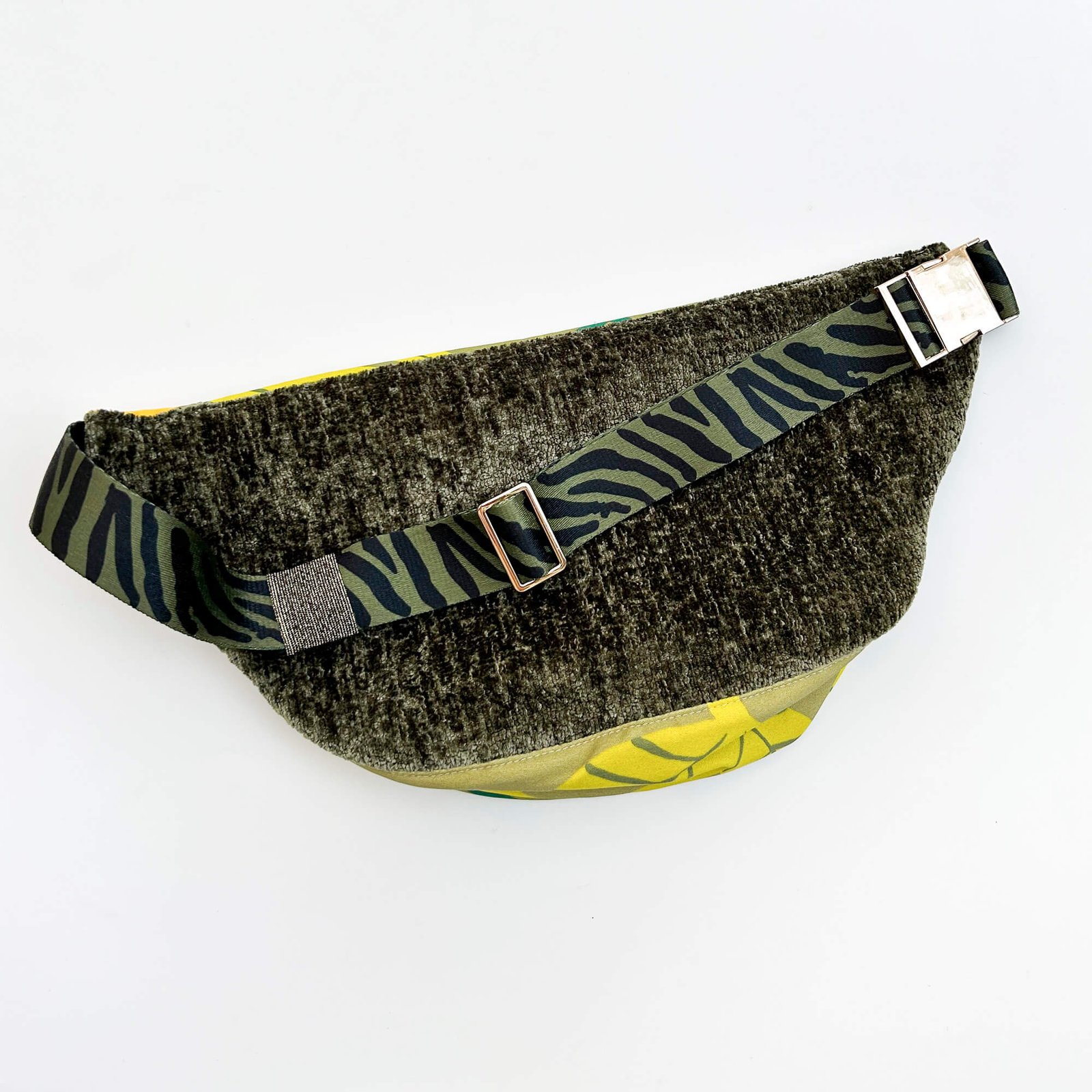 Beltbag garden 212 back