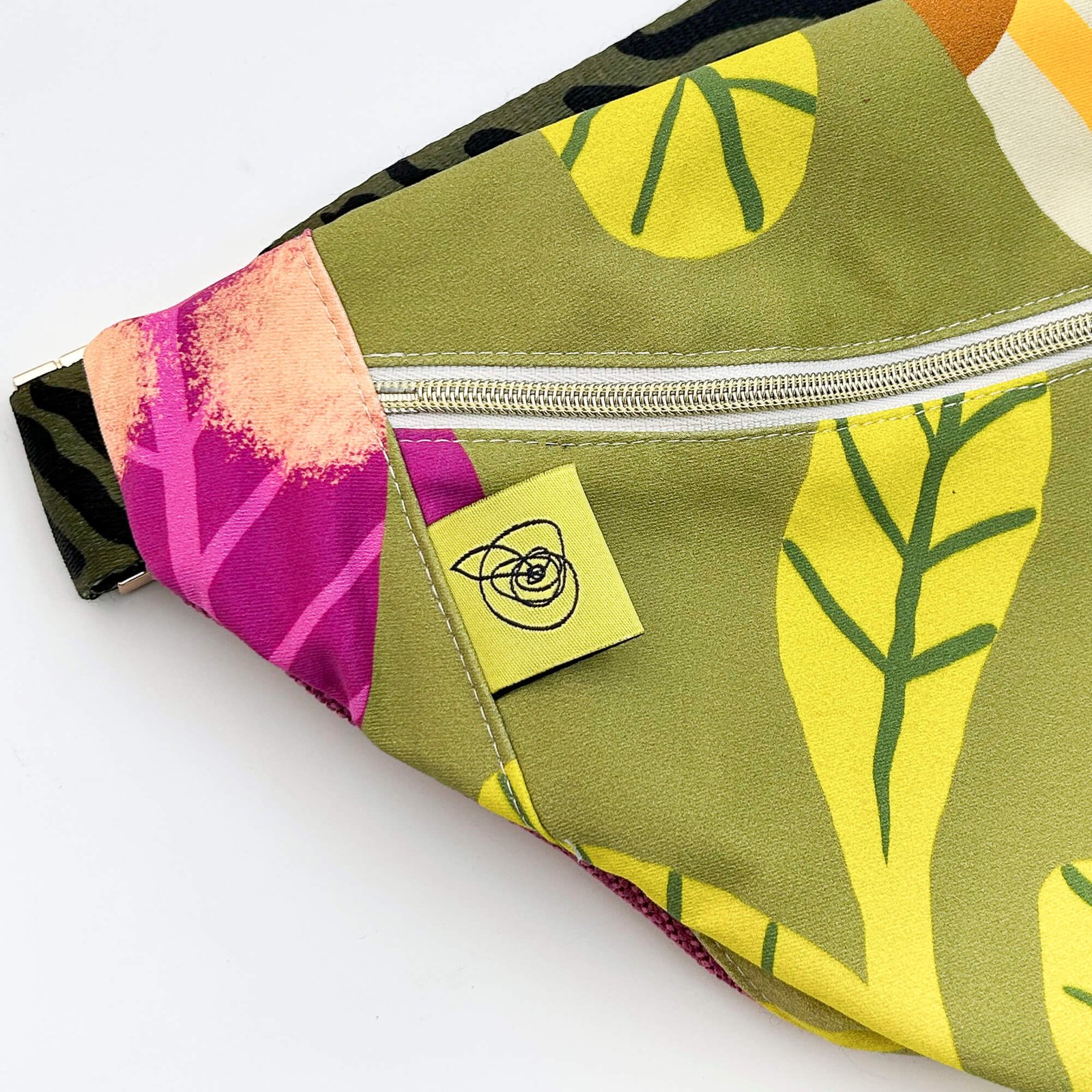 Beltbag garden 213 detail