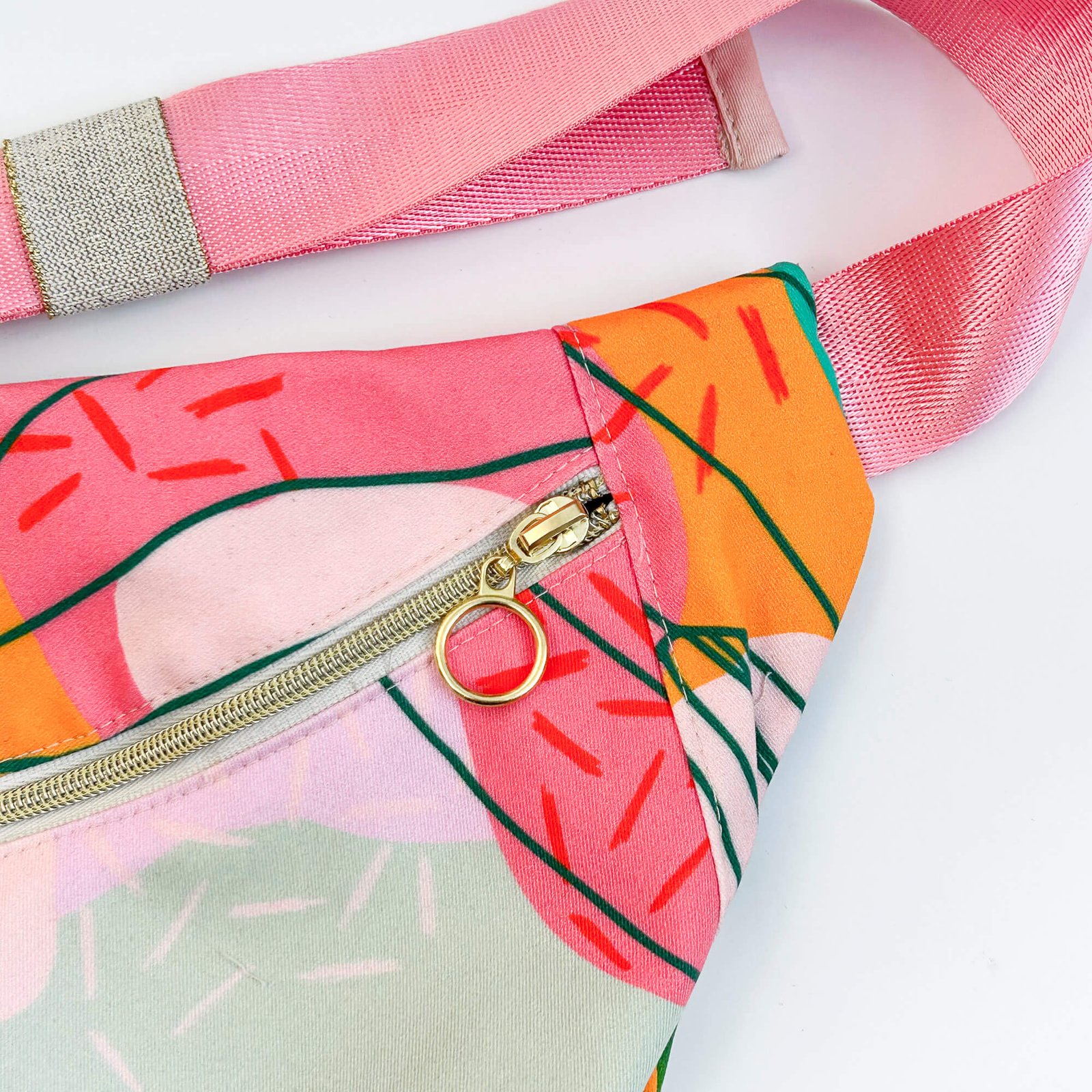 Beltbag tulip 216 details