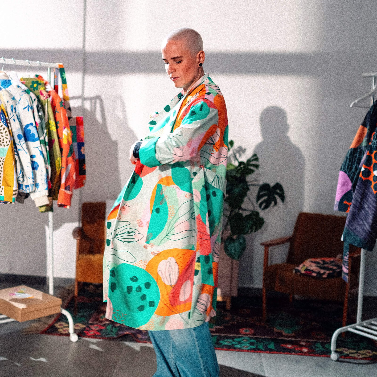 Tulips - Long Trench - Image 4