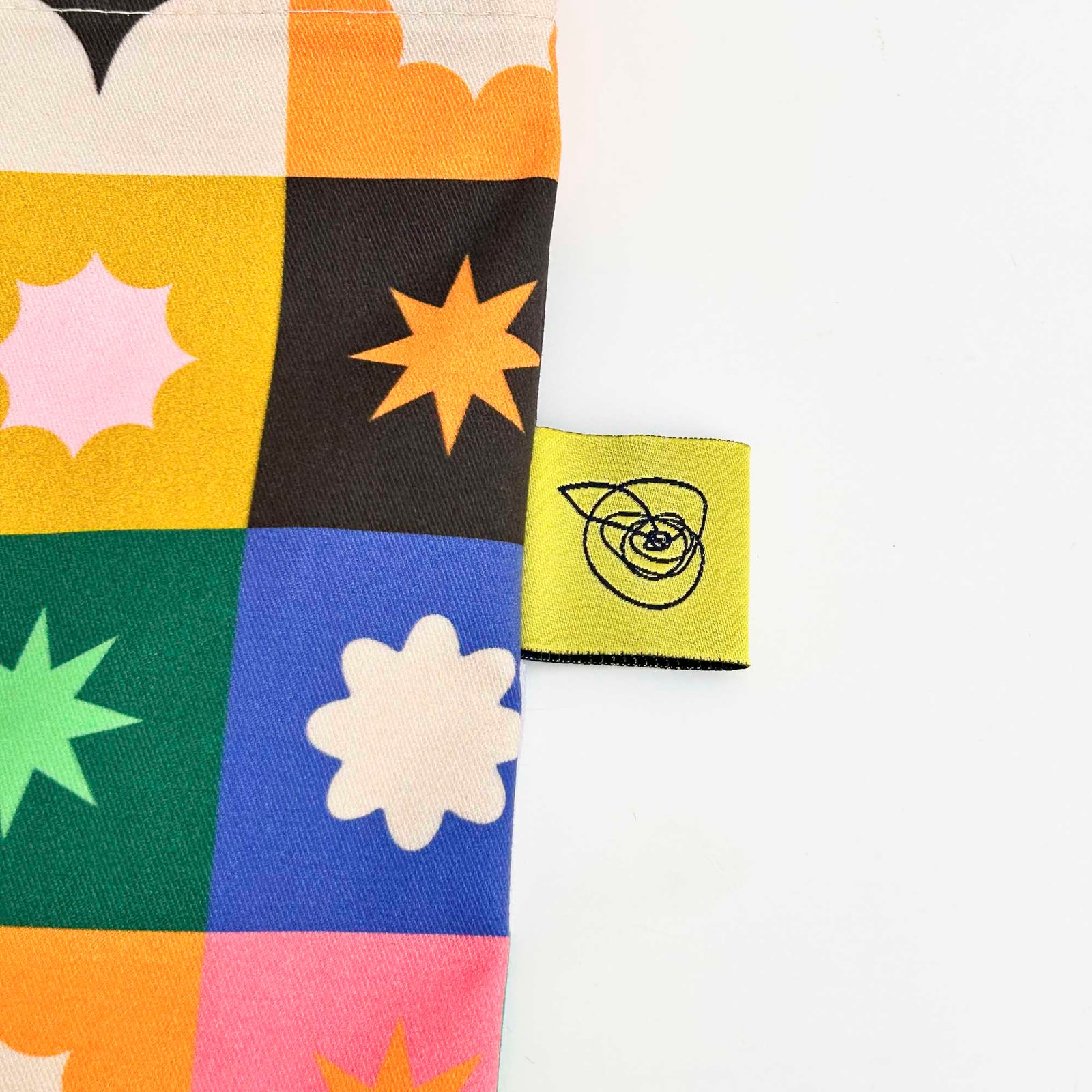 Bombon Tote Bag + Pocket inside - Image 4