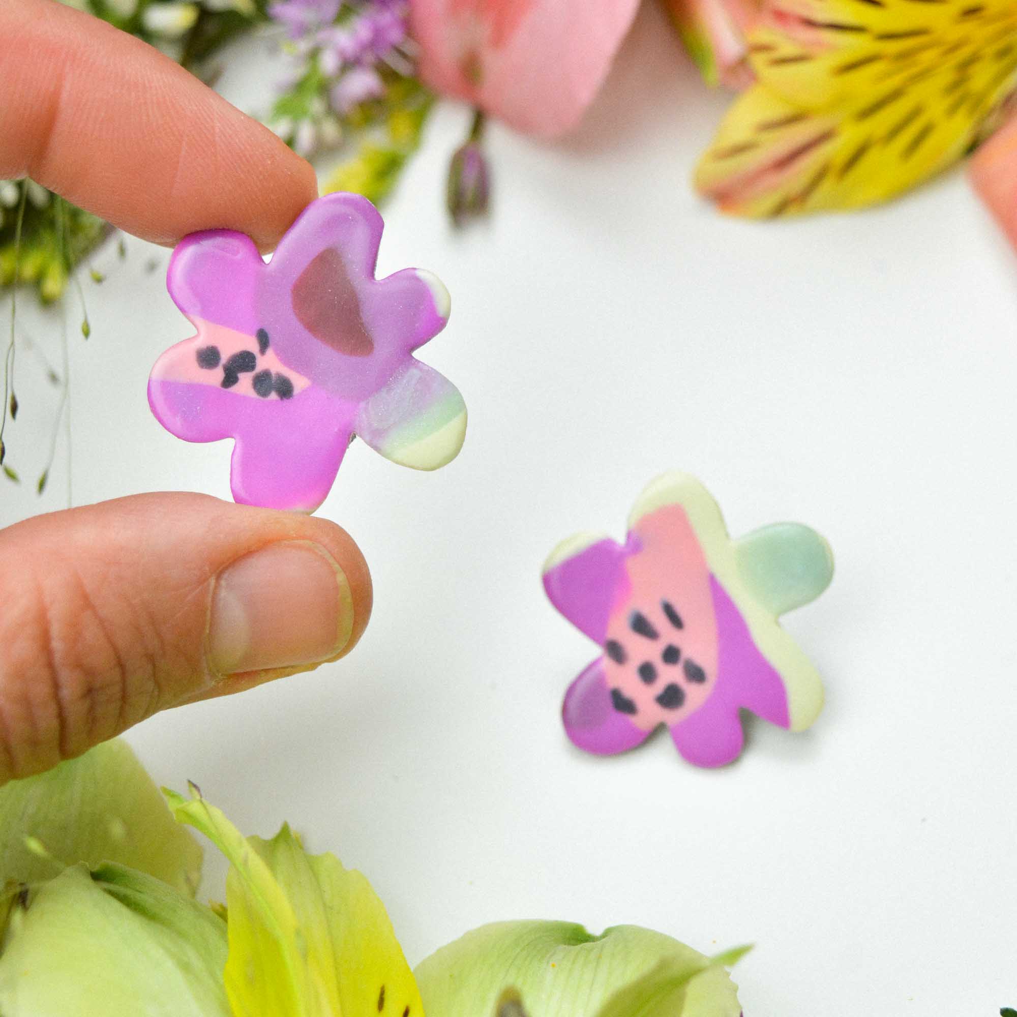 Floral earrings - Image 3
