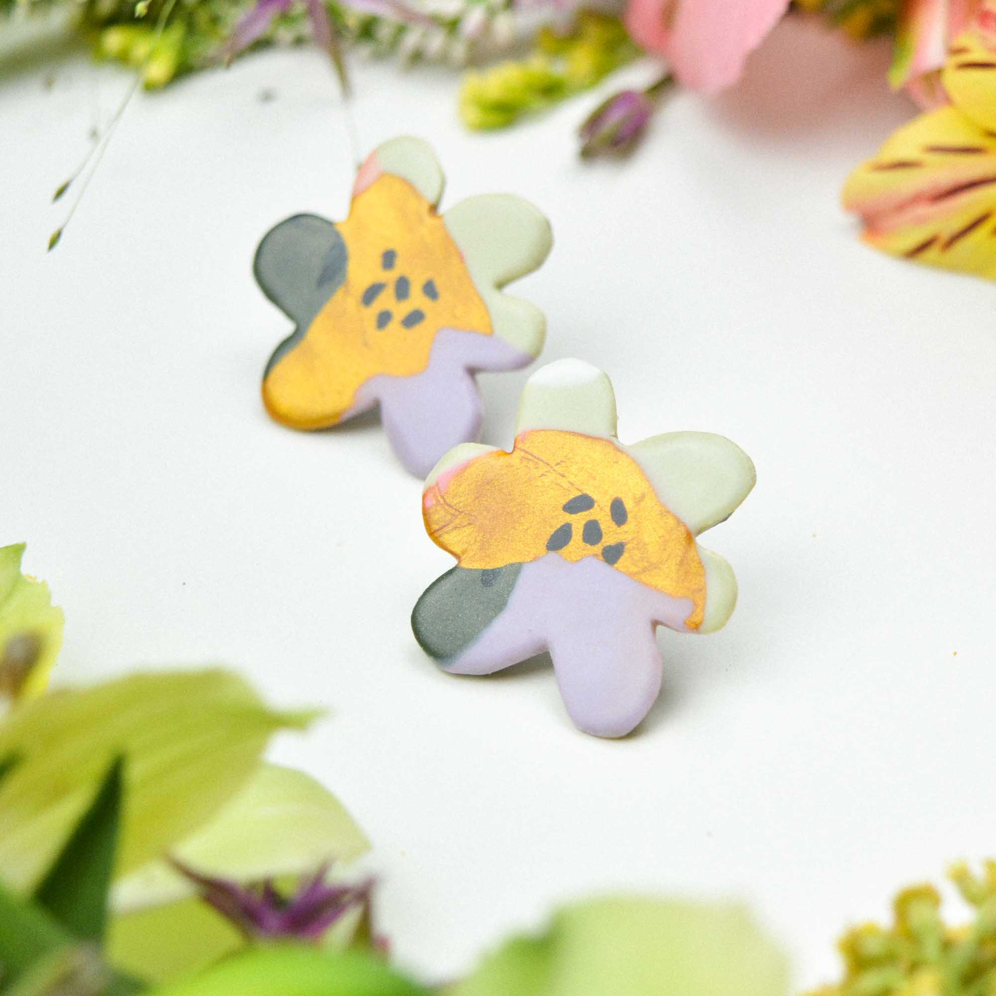 Floral earrings - Image 2