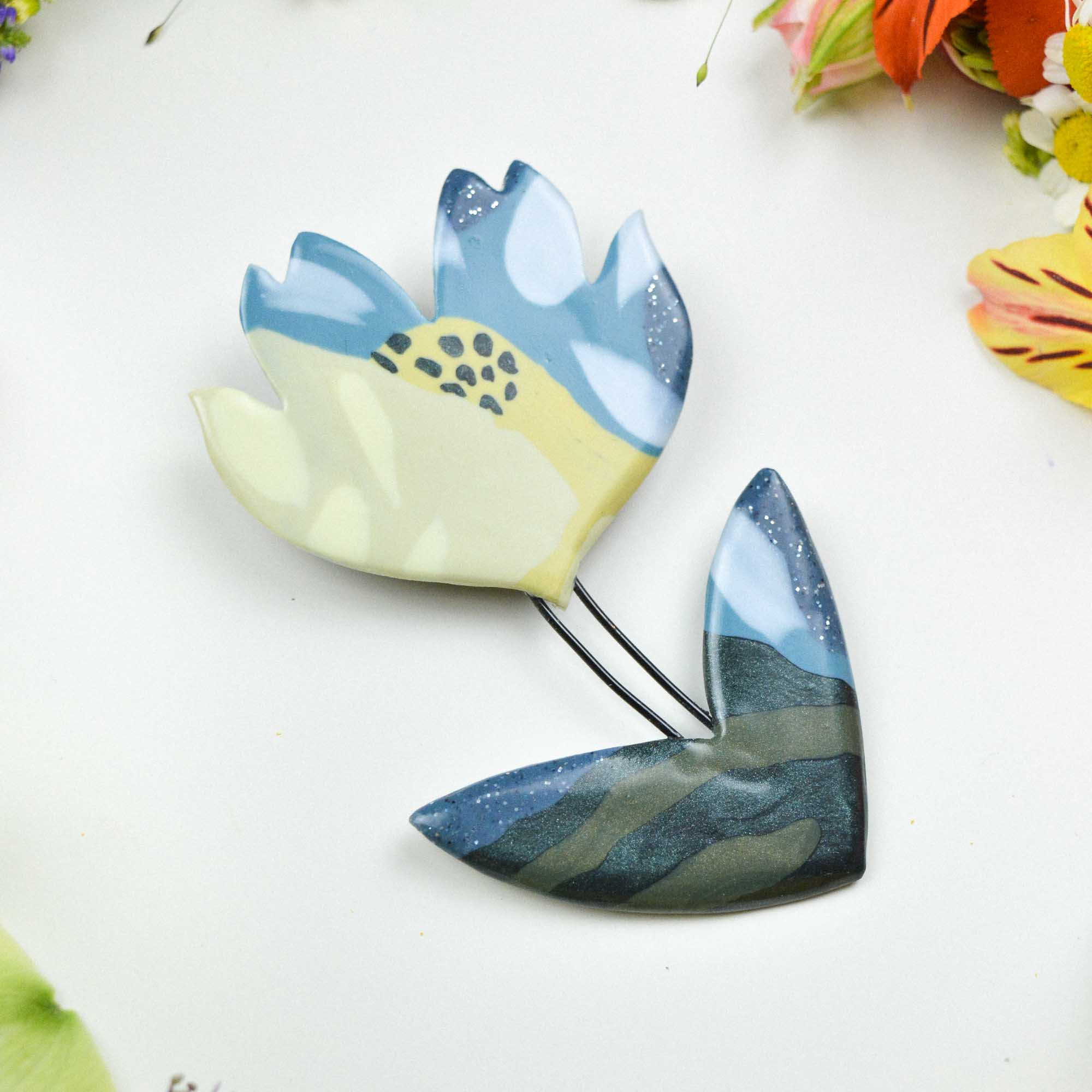 Floral Brooch - Image 3