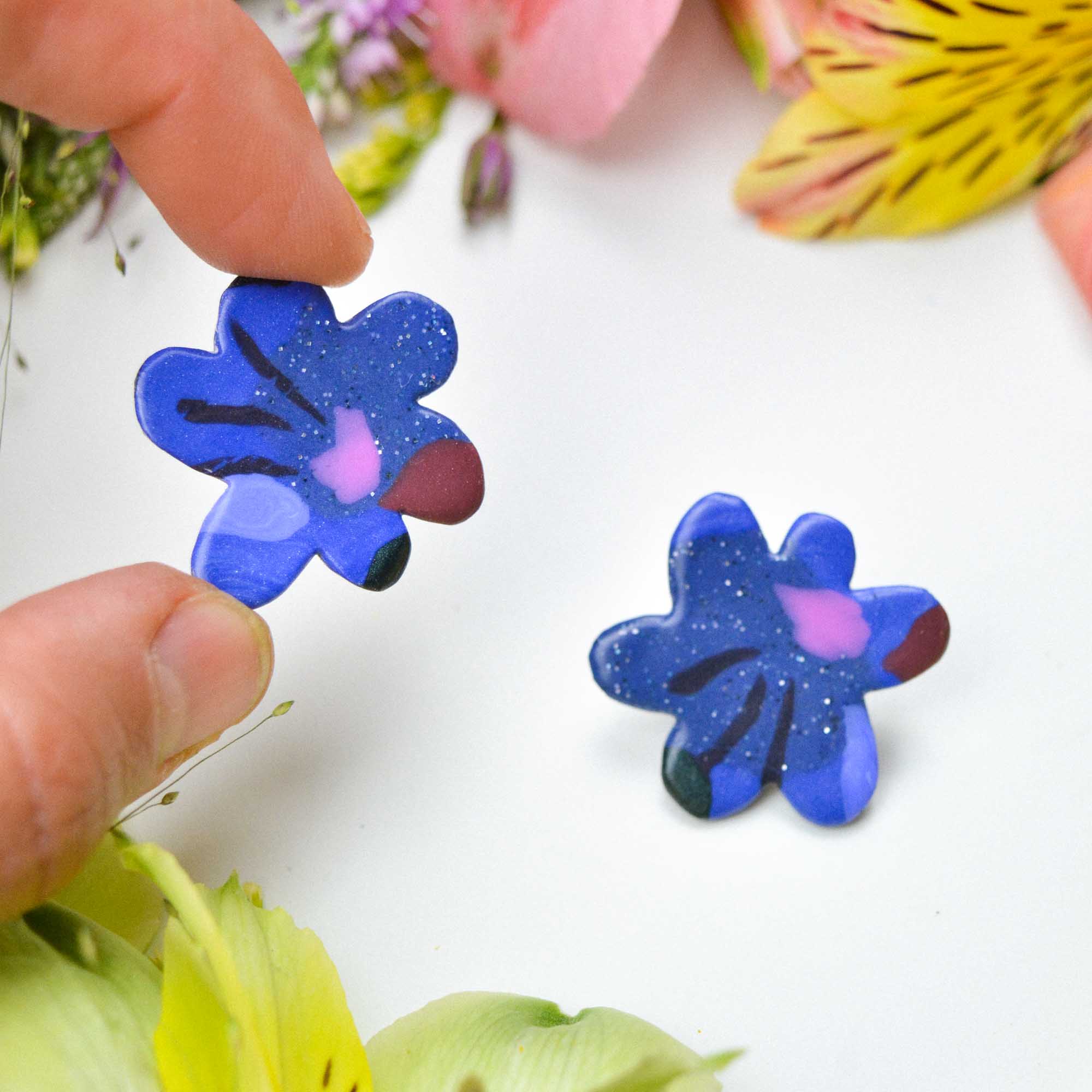 Floral earrings - Image 3