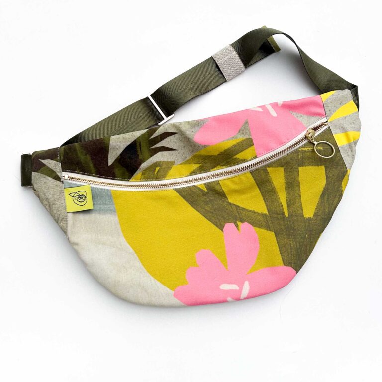Dragon beltbag