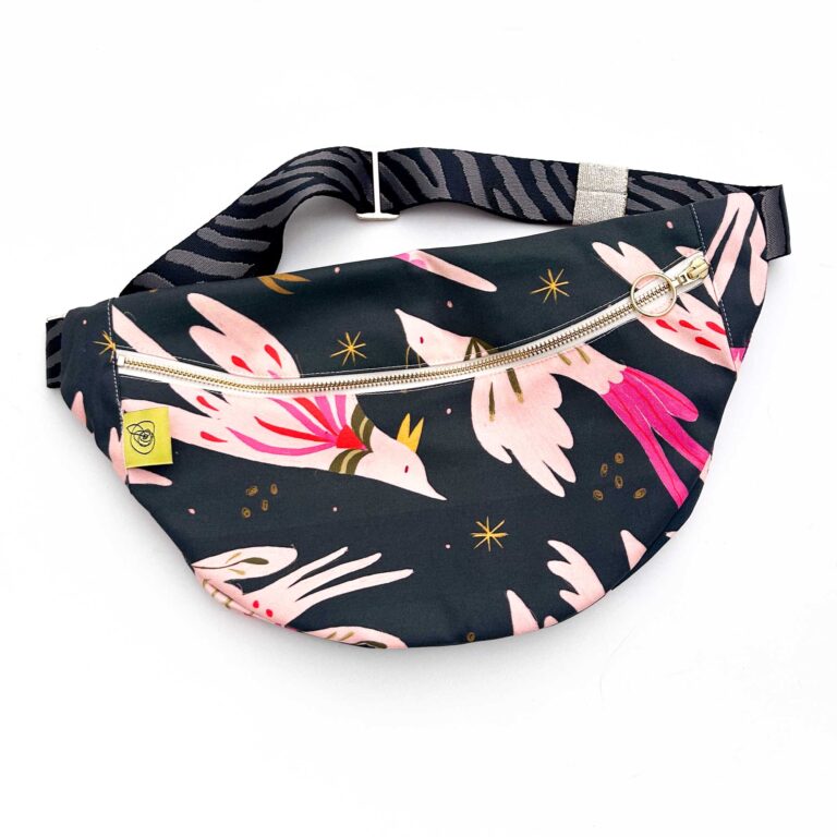 Birds black beltbag