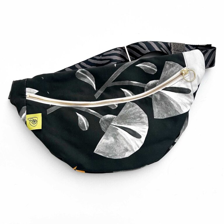 Black folk beltbag