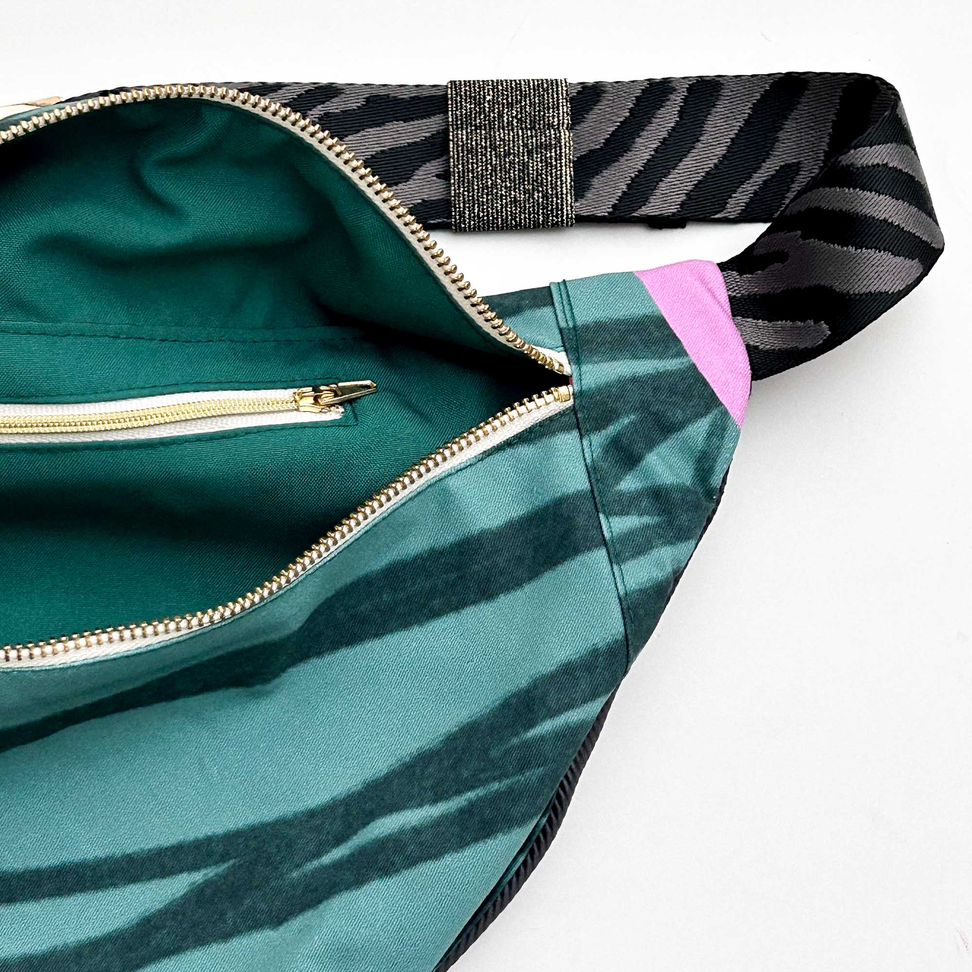 Beltbag - Thorns #230 - Image 4