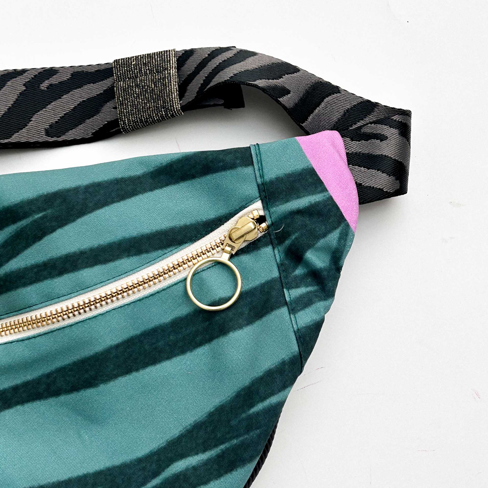 Beltbag - Thorns #230 - Image 3
