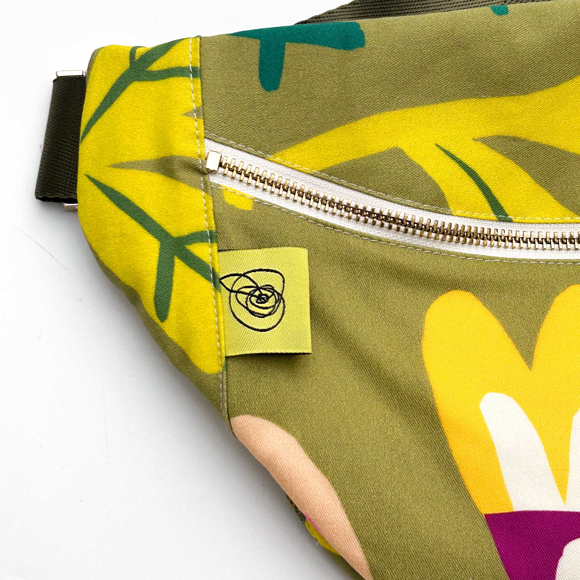 Beltbag - Secret Garden #235 - Image 2