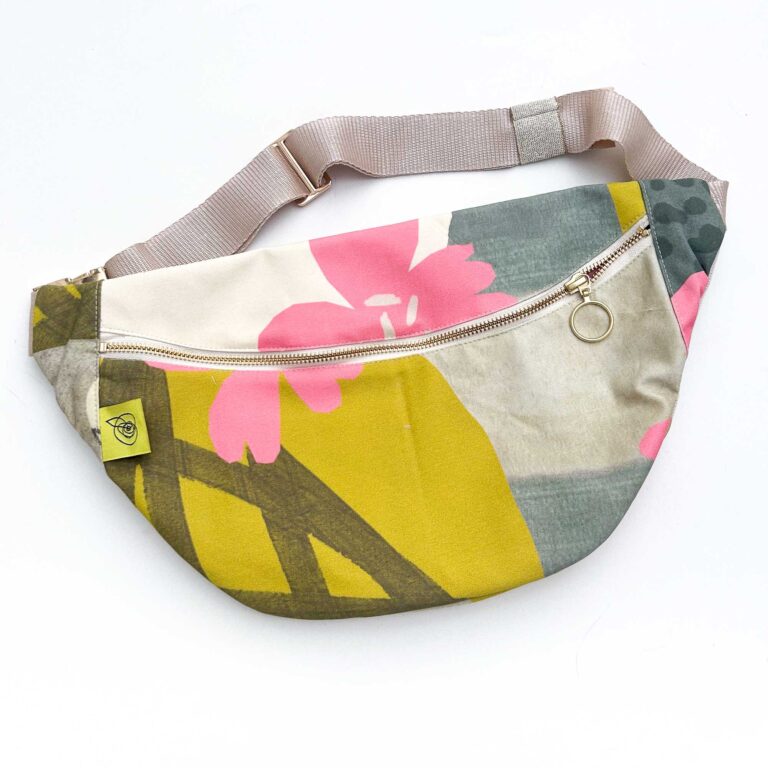 Dragon beltbag